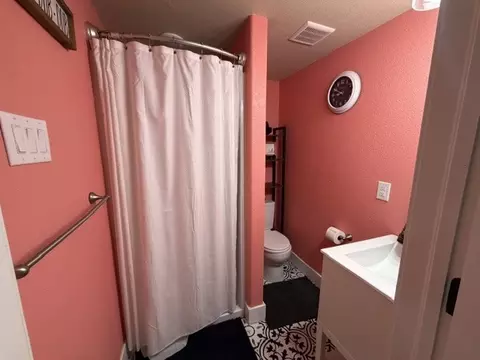Bath - 305 Mcgee, Eufaula, OK 74432 photo 2 of 2