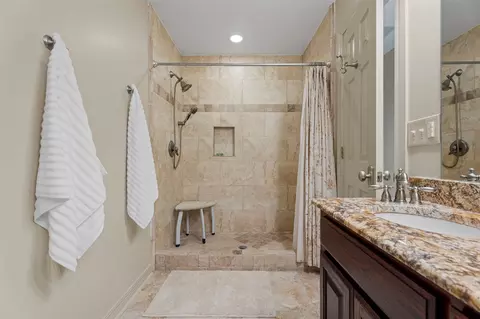 Bath - 449710 E 355 Rd, Afton, OK 74331 photo 5 of 5
