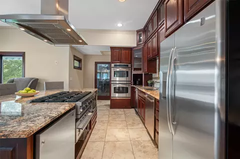 Kitchen - 449710 E 355 Rd, Afton, OK 74331 photo 6 of 6
