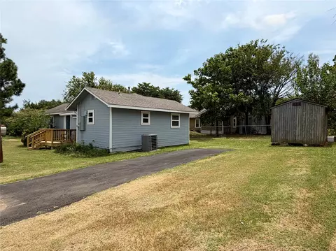 Exterior - 307 N Hartman Ave, Cushing, OK 74023 photo 4 of 13