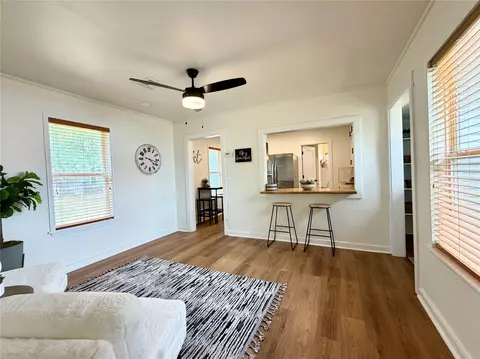 Living - 307 N Hartman Ave, Cushing, OK 74023 photo 3 of 5