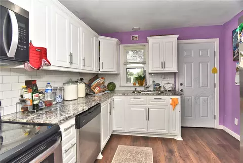 Kitchen - 3216 E Oklahoma Pl, Tulsa, OK 74110 photo 3 of 3