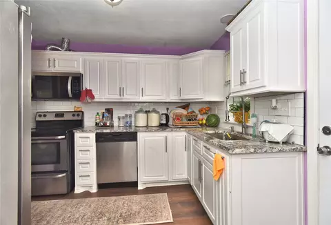 Kitchen - 3216 E Oklahoma Pl, Tulsa, OK 74110 photo 1 of 3