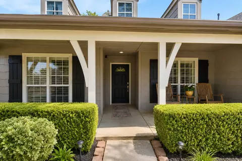303 E 126th St S, Jenks, OK 74037