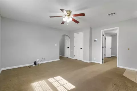 Living - 831 Elgin Pl, Broken Arrow, OK 74012 photo 2 of 3