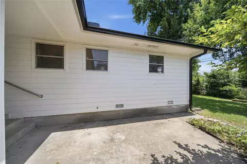 Exterior - 6736 E 28th St, Tulsa, OK 74129 photo 2 of 5