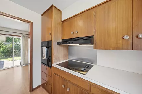 Kitchen - 6736 E 28th St, Tulsa, OK 74129 photo 4 of 5