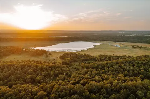 14202 E Reynolds Rd, Kiowa, OK 74553