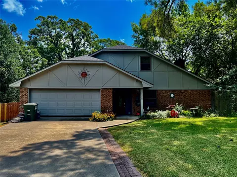 110 Parkway Plz, Madill, OK 73446