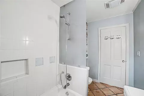 Bath - 214 E 28th St, Tulsa, OK 74114 photo 2 of 4