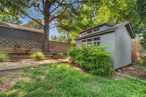 Exterior - 214 E 28th St, Tulsa, OK 74114 photo 12 of 15