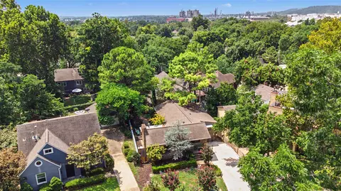View/Area - 214 E 28th St, Tulsa, OK 74114 photo 2 of 10