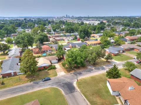 View/Area - 6644 E 26th Pl, Tulsa, OK 74129 photo 9 of 9