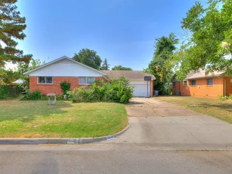 Exterior - 6644 E 26th Pl, Tulsa, OK 74129 photo 5 of 6