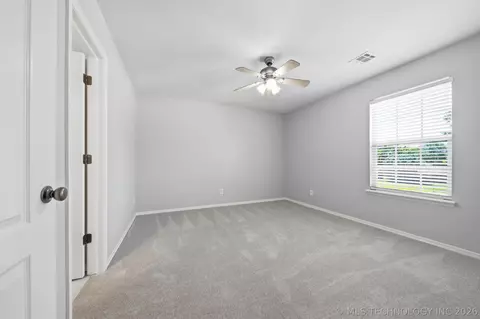 Bedroom - 7709 El Paso St, Broken Arrow, OK 74014 photo 4 of 5