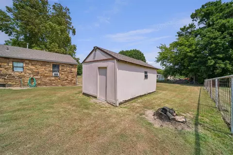 Exterior - 24952 E 101st St S, Broken Arrow, OK 74014 photo 6 of 13