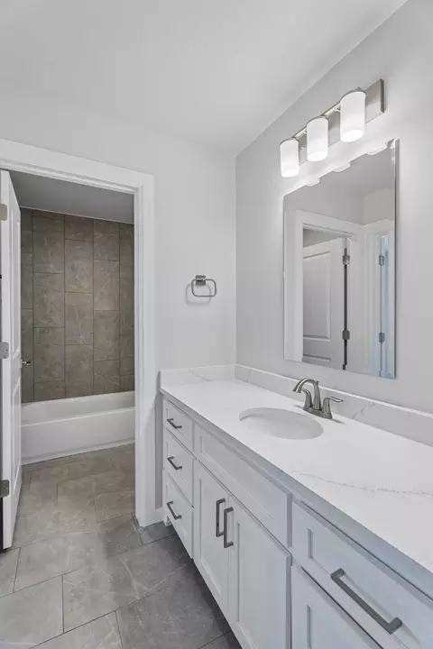 Bath - 84 E 165th Pl S, Glenpool, OK 74033 photo 13 of 13