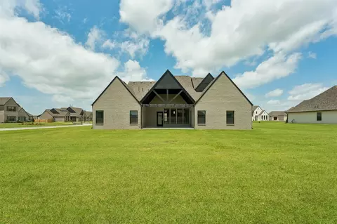 Exterior - 84 E 165th Pl S, Glenpool, OK 74033 photo 5 of 7