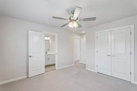 Bedroom - 84 E 165th Pl S, Glenpool, OK 74033 photo 10 of 13