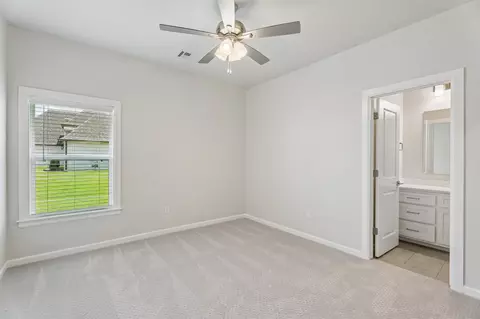 Bedroom - 84 E 165th Pl S, Glenpool, OK 74033 photo 5 of 13