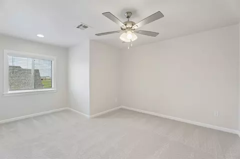 Bedroom - 84 E 165th Pl S, Glenpool, OK 74033 photo 11 of 13