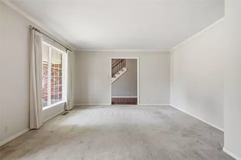 Living - 6780 E 66th Pl, Tulsa, OK 74133 photo 3 of 6