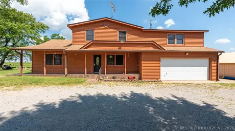 23611 E 300 Rd, Chelsea, OK 74016