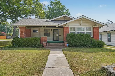 701 S Oklahoma St, Sapulpa, OK 74066