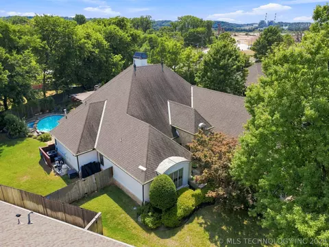 3016 E 115th St, Tulsa, OK 74137