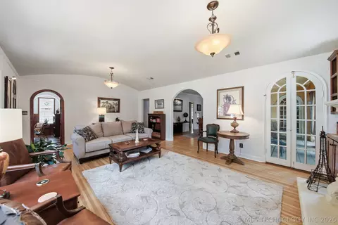 Living - 116 E 26th St, Tulsa, OK 74103 photo 4 of 4