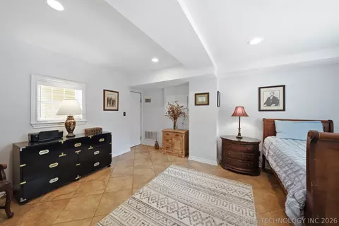 Bedroom - 116 E 26th St, Tulsa, OK 74103 photo 6 of 10