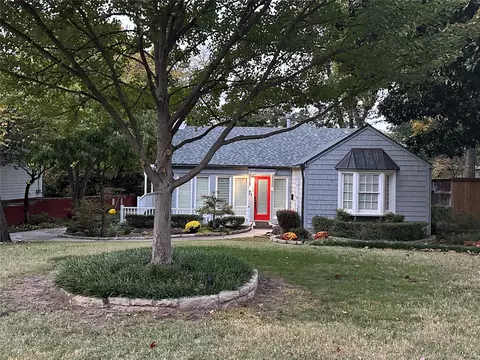 Exterior - 333 E 29th Pl, Tulsa, OK 74114 photo 3 of 11