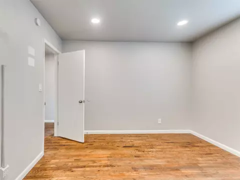 Bedroom - 515 E Greeley St, Broken Arrow, OK 74012 photo 5 of 5