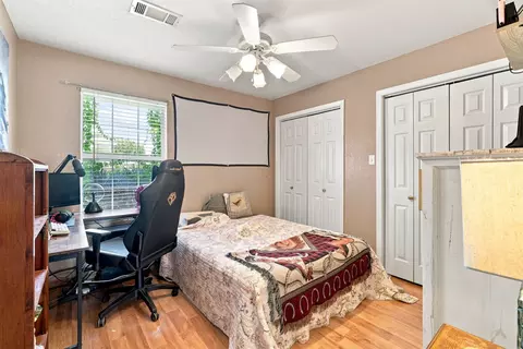 Bedroom - 183 Summit Cir, Durant, OK 74701 photo 6 of 6