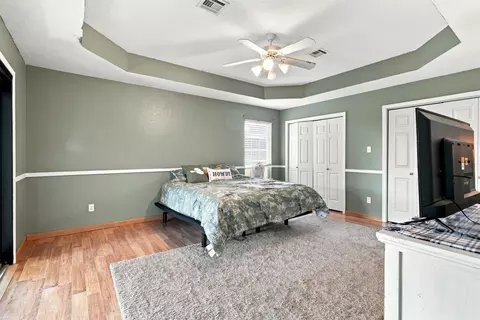 Bedroom - 183 Summit Cir, Durant, OK 74701 photo 2 of 6