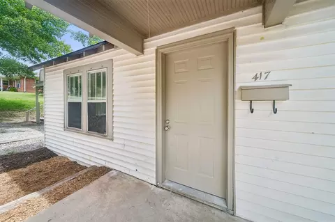 Exterior - 417 E 17th St, Ada, OK 74820 photo 3 of 9