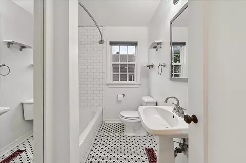 Bath - 3407 E 5th Pl, Tulsa, OK 74112 photo 1 of 3