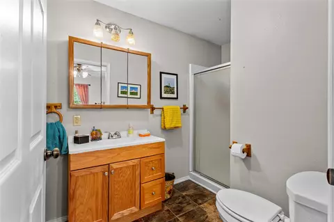 Bath - 414410 E 1074 Rd, Checotah, OK 74426 photo 1 of 4