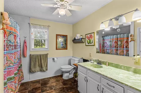 Bath - 414410 E 1074 Rd, Checotah, OK 74426 photo 4 of 4