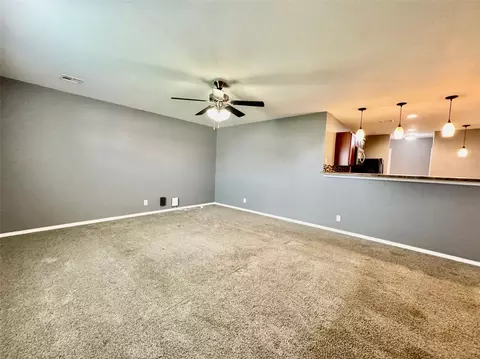 Living - 3401 E Irvington Pl, Broken Arrow, OK 74014 photo 4 of 4