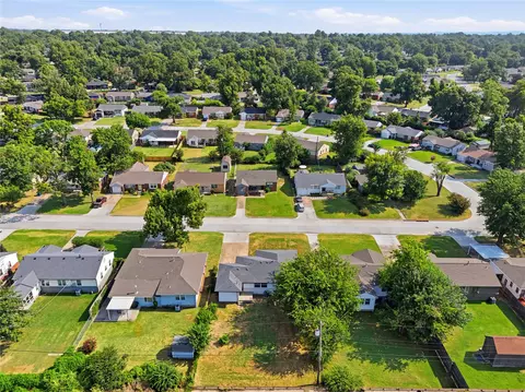 View/Area - 4044 E 27th St, Tulsa, OK 74114 photo 1 of 1