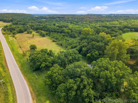 11275 Dentonville Rd, Okmulgee, OK 74447