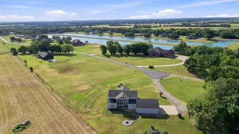 5665 Lakeview Dr, Mounds, OK 74047
