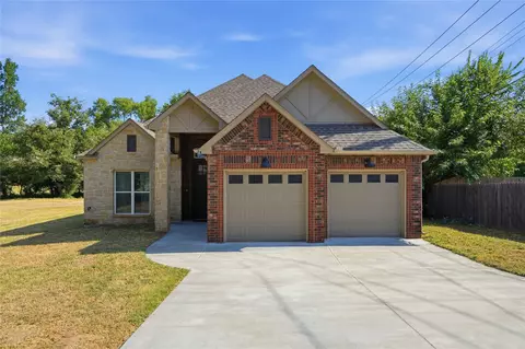 101 Woodview Ln, Sapulpa, OK 74066