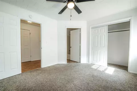 Bedroom - 313 W Moses St, Cushing, OK 74023 photo 2 of 6