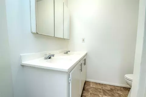 Bath - 313 W Moses St, Cushing, OK 74023 photo 1 of 3