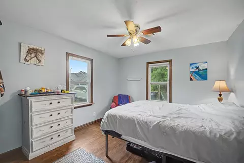 Bedroom - 236 E 148th St S, Glenpool, OK 74033 photo 2 of 3