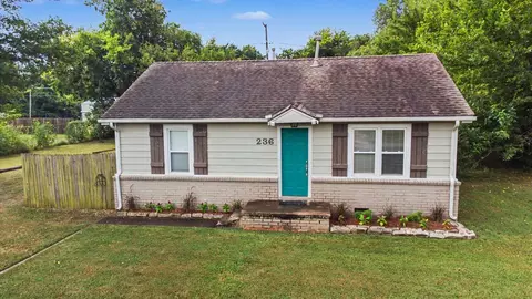 Exterior - 236 E 148th St S, Glenpool, OK 74033 photo 10 of 12