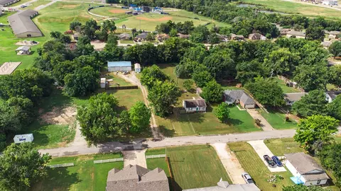 View/Area - 236 E 148th St S, Glenpool, OK 74033 photo 3 of 5