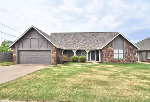 5004 S Spruce Dr, Sand Springs, OK 74063